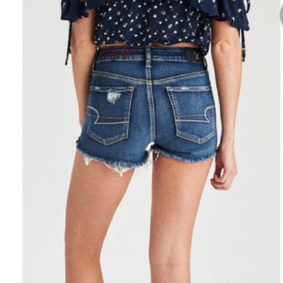 American Eagle Outfitters Pants - American eagle super high rise shorts